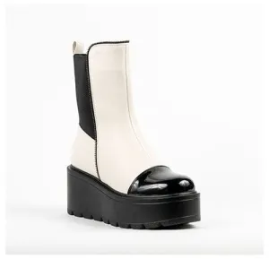 CHUNKY PLATFORM CONTRAST WHITE BOOTS