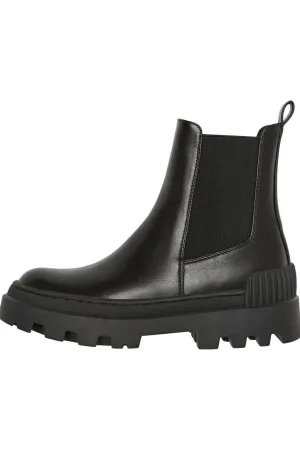 Esta Boots - Black