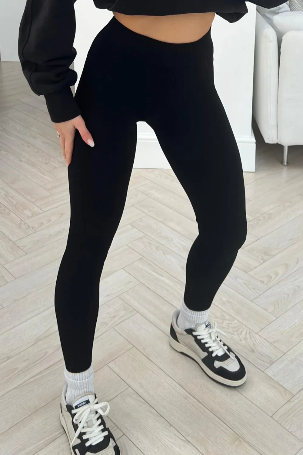 Katy black ribbed leggings