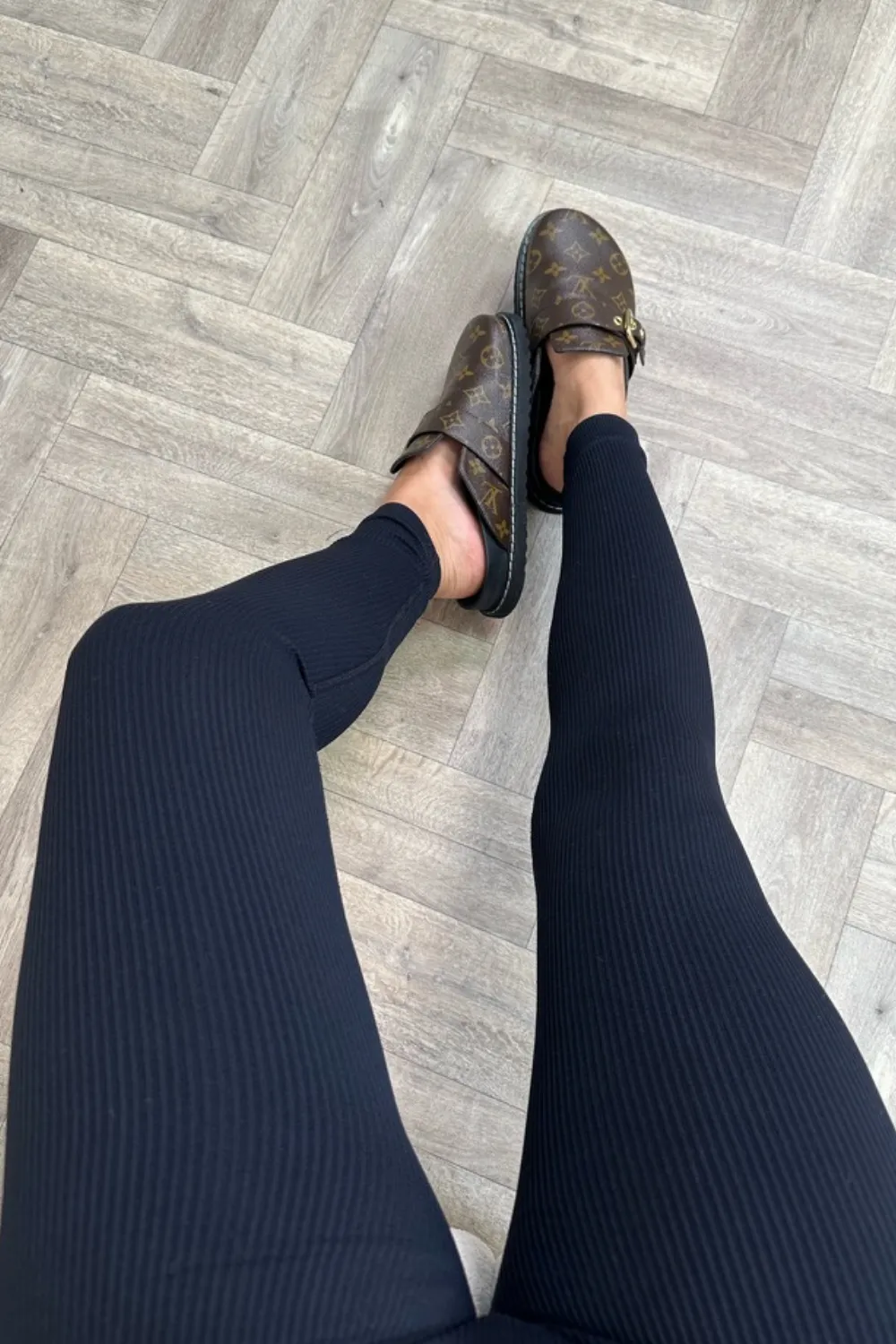 Katy black ribbed leggings