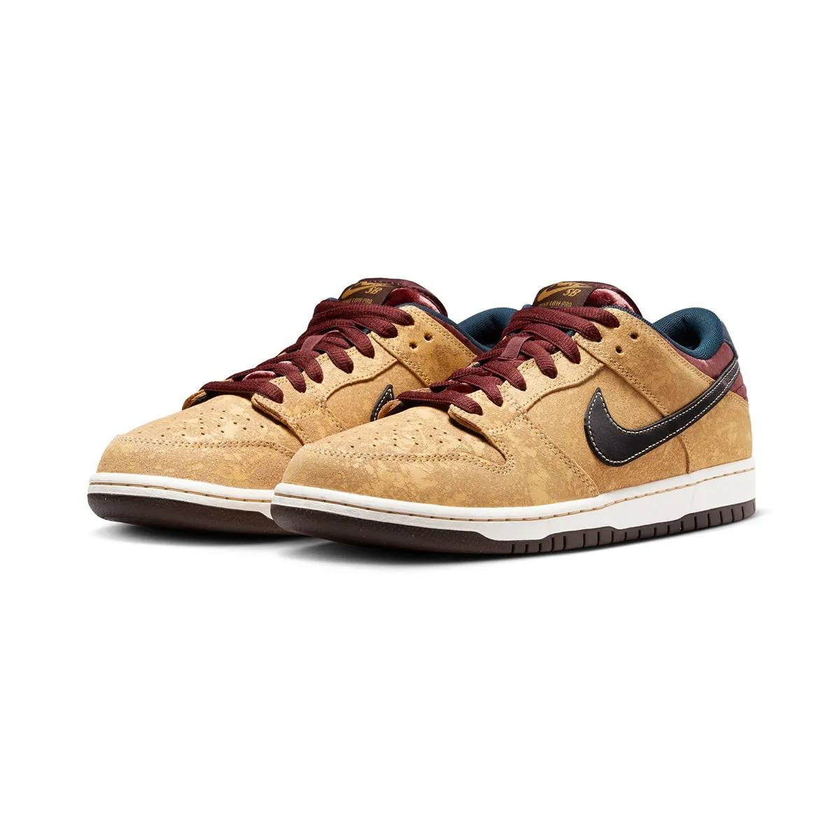 Nike SB - Dunk Low Pro Shoes City of Cinema