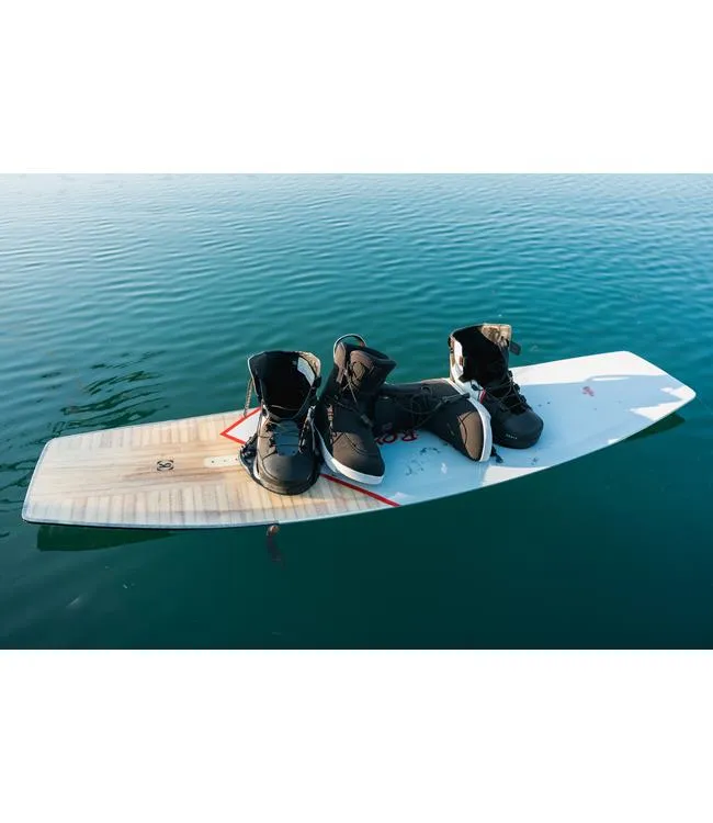 Ronix Atmos Wakeboard Package with Atmos Boots (2023)