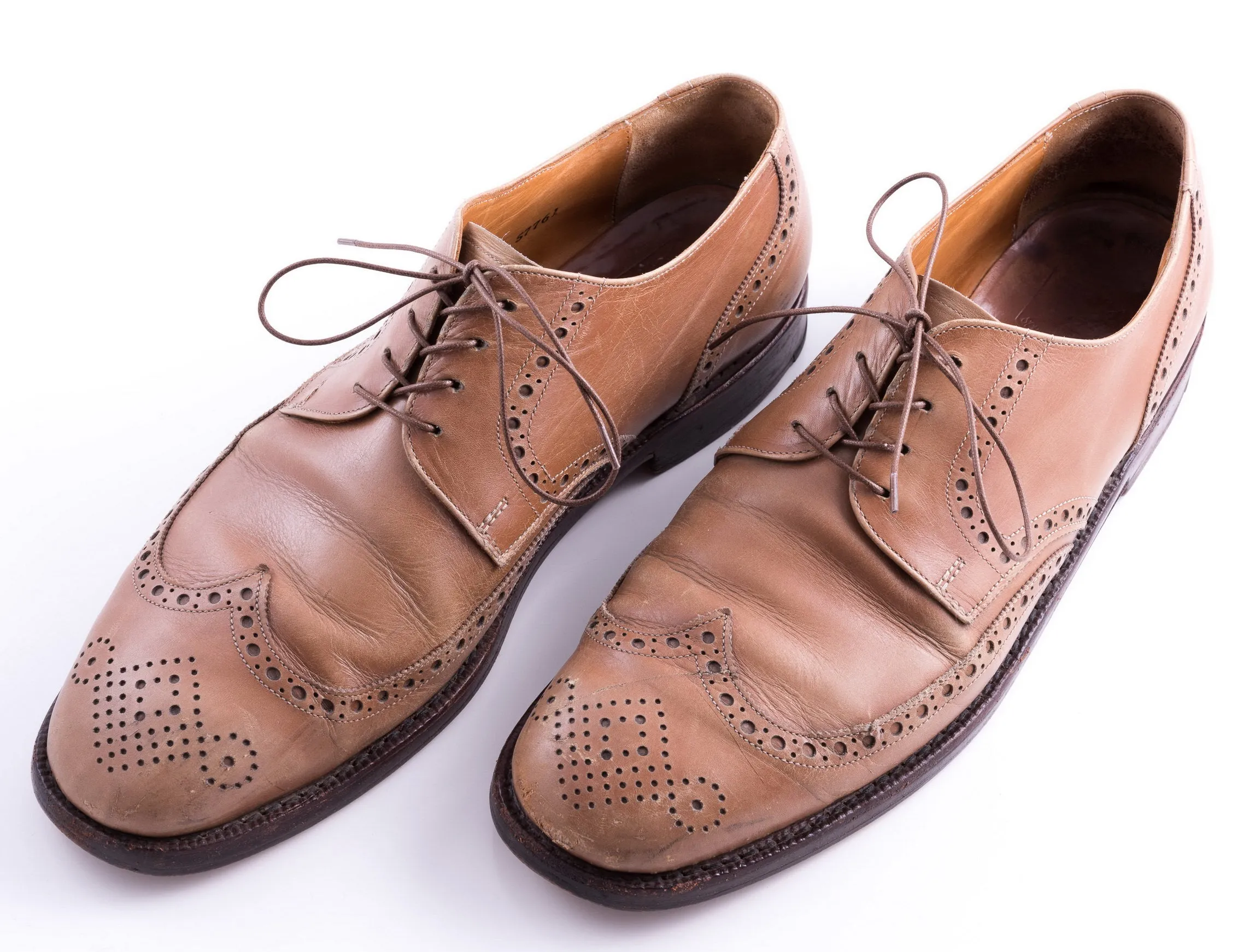 Round Mid Brown Waxed Cotton Shoelaces