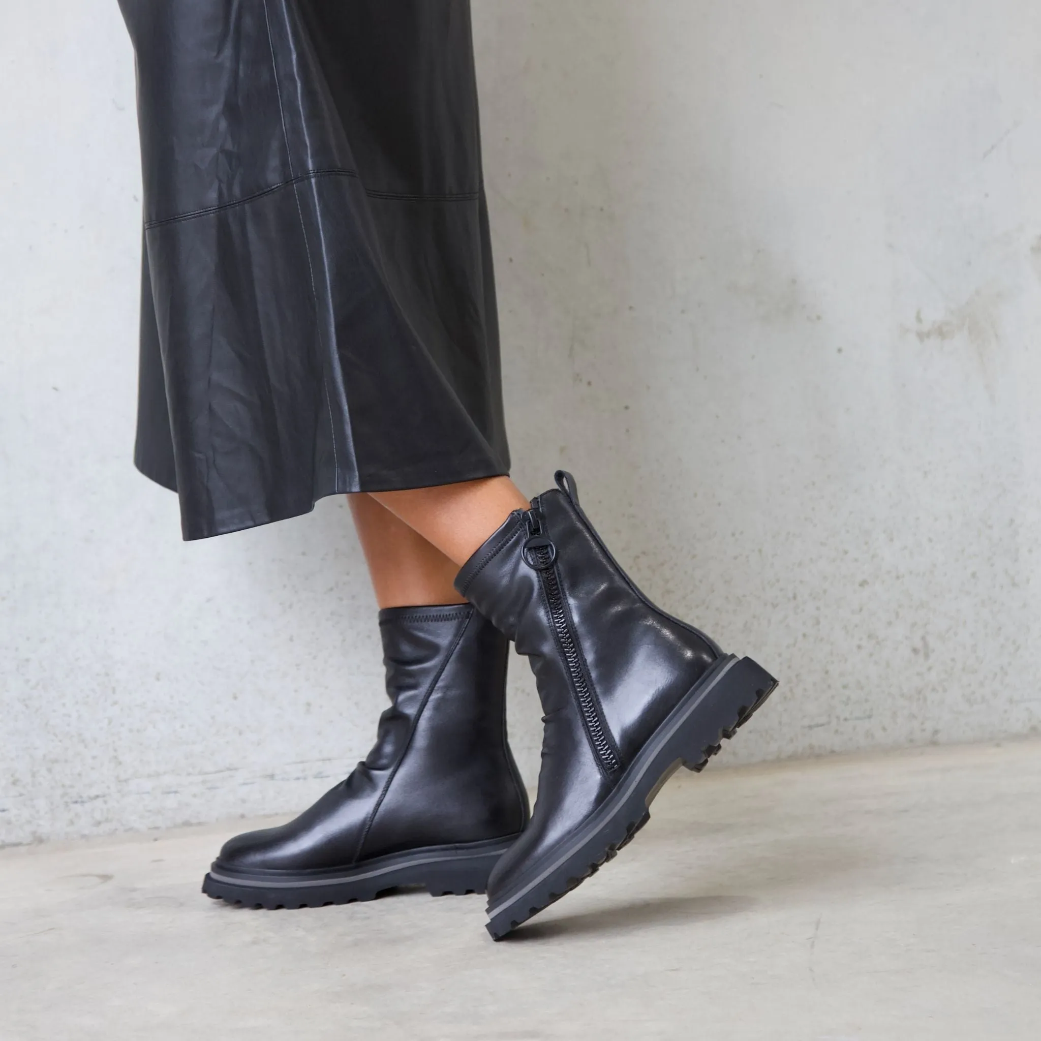 Skarlet Black Leather Ankle Boots