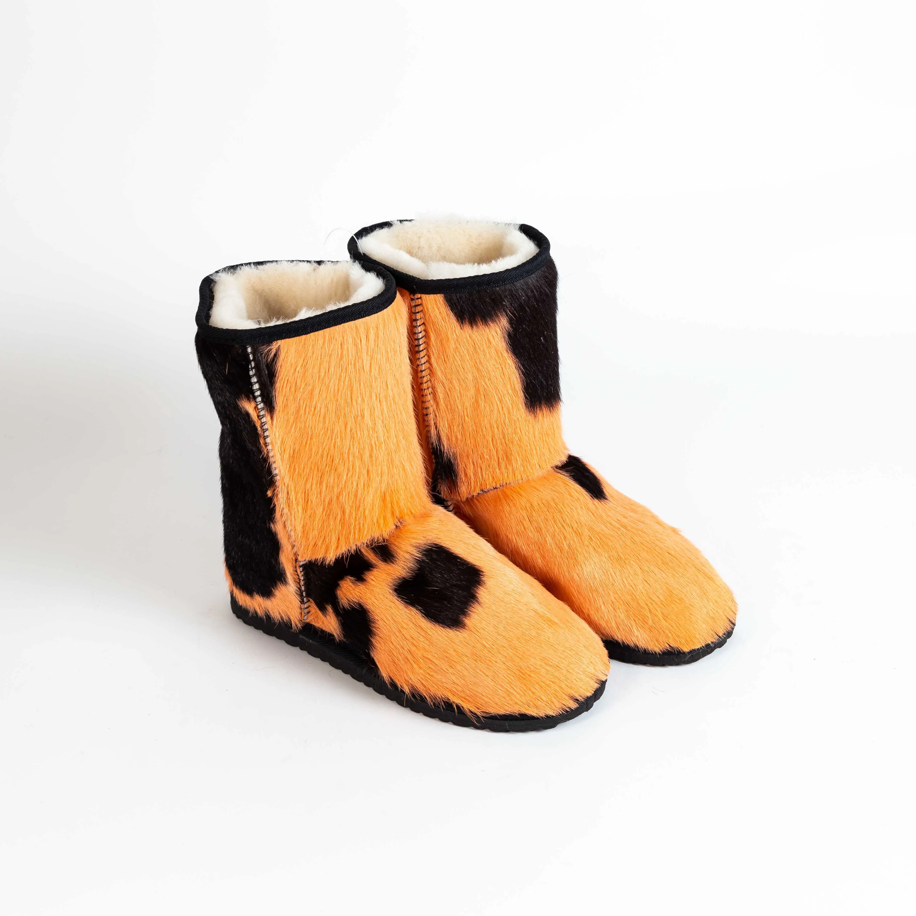 The Best Cowhide Sheepskin Boots