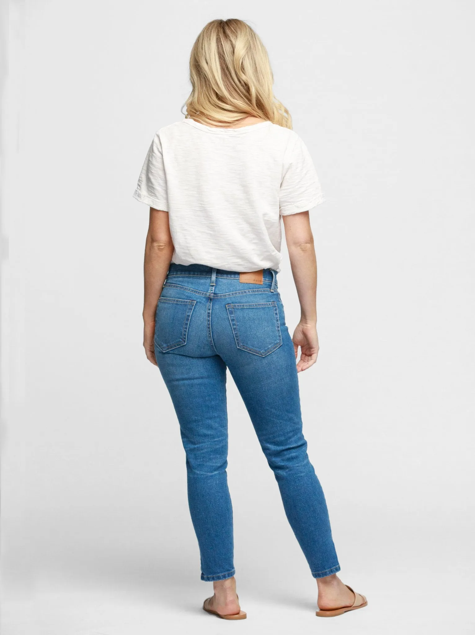 The Emilia Skinny